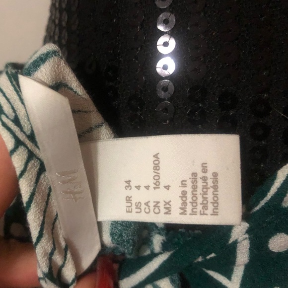 H&M blouse - Picture 4 of 4